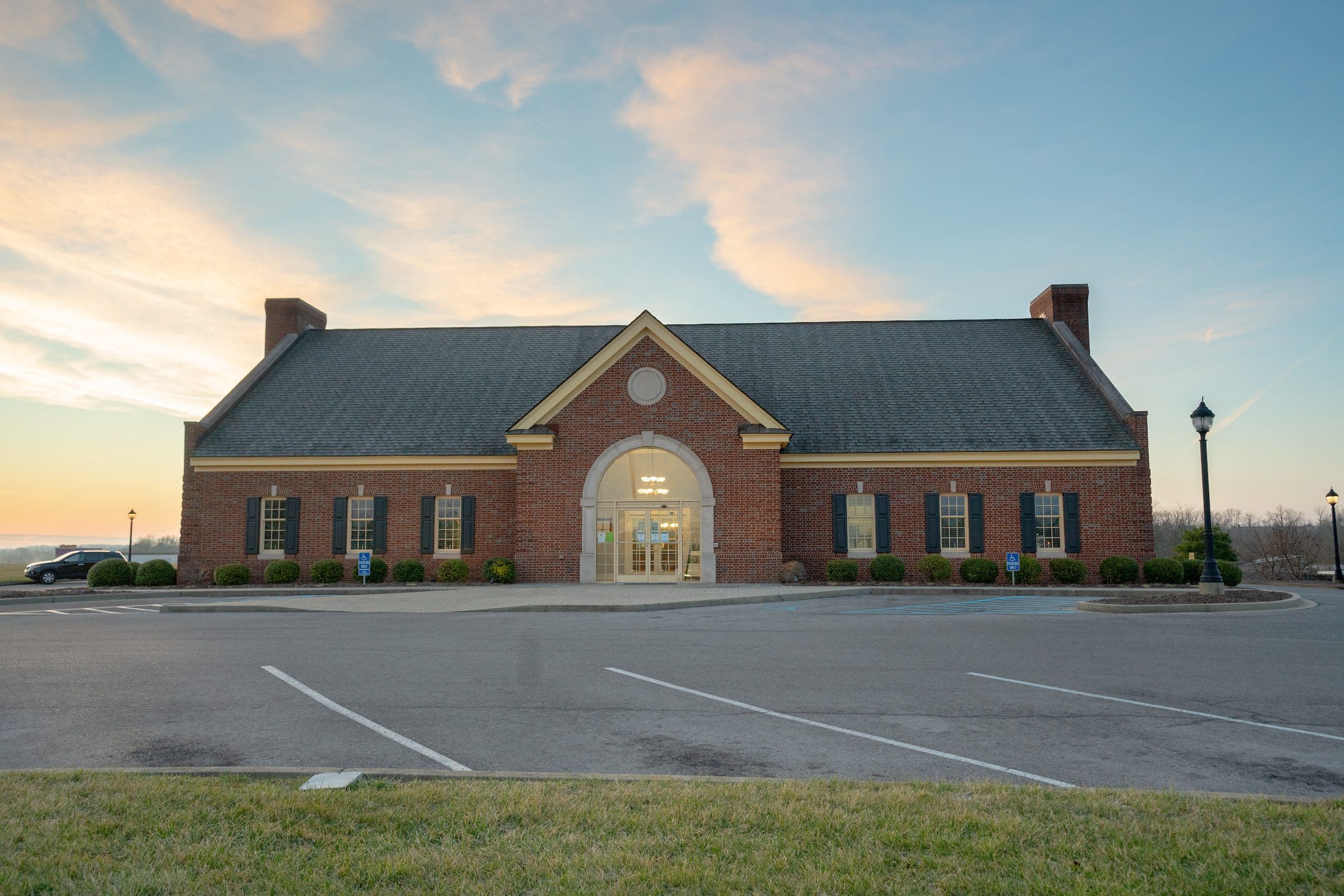 1142021_Branch_VincentDrive_FSNB-7652